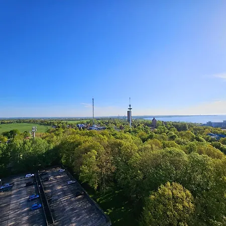 Bayview Apartman *